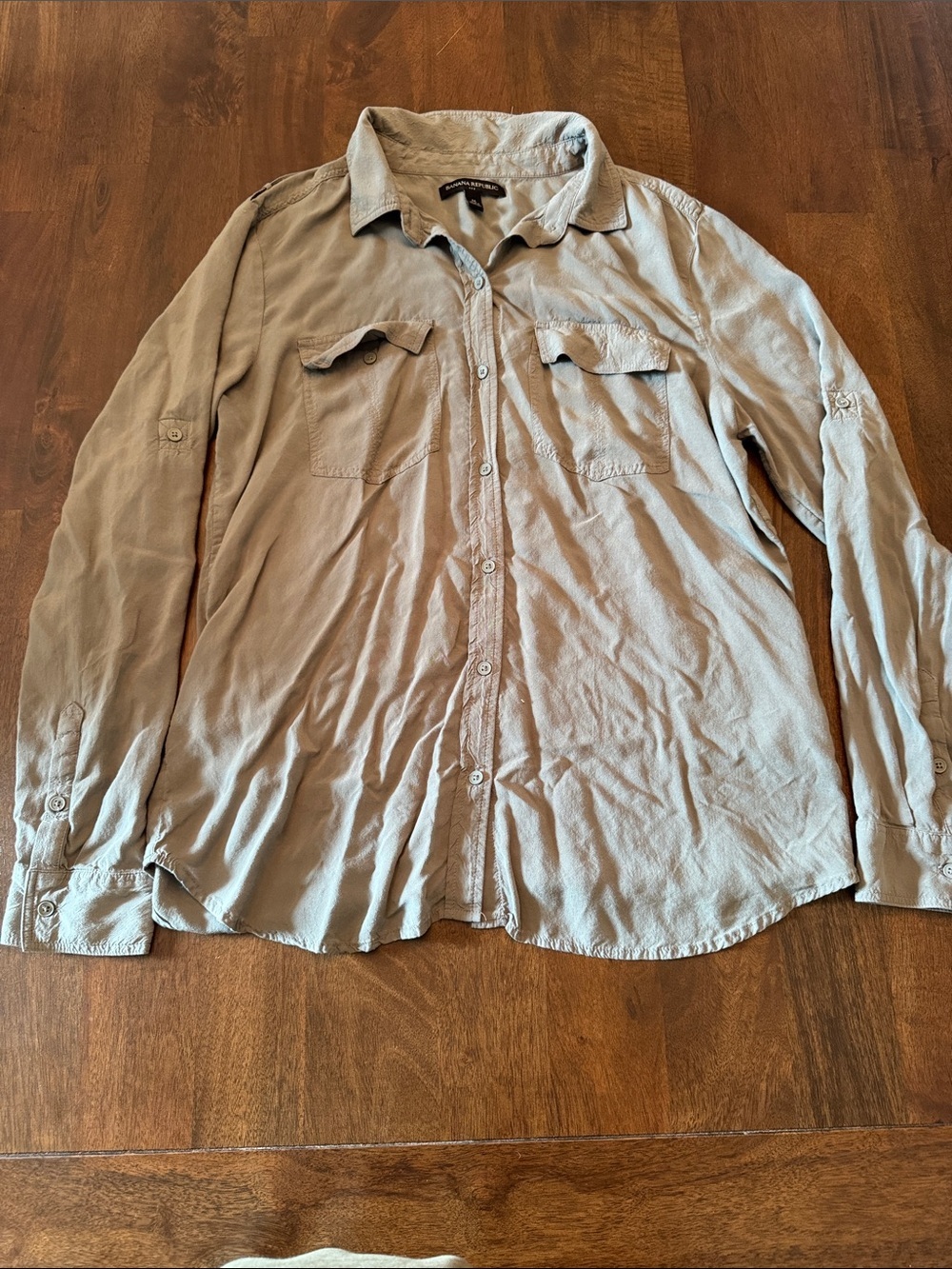 Banana Republic Women's Button-Down Shirt in Grayish Green